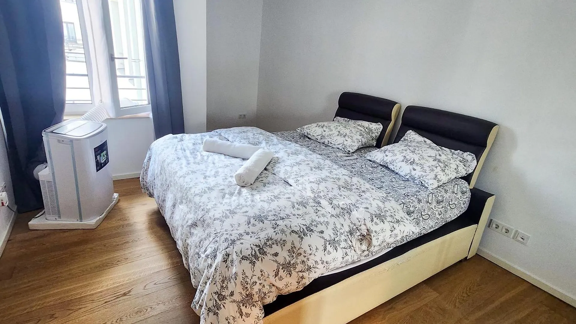 Beautiful 3Room Condo Suitable For 6 Persons Berlin Germany